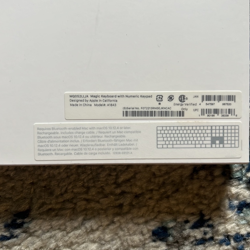 APPLE Magic Keyboard - Picture 2 of 5